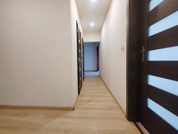 Chodba do kuchyně - Prodej bytu 2+1 v osobním vlastnictví 50 m², Havířov
