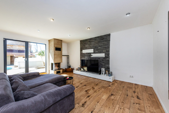 Prodej domu 330 m², Černuc