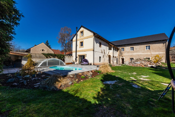 Prodej domu 330 m², Černuc