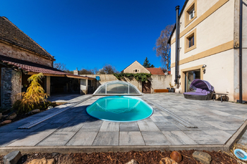 Prodej domu 330 m², Černuc