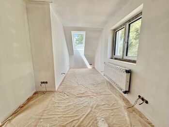 Pokoj č.2. ve 2.NP - Prodej domu 188 m², Strunkovice nad Blanicí