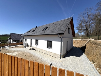 Prodej domu 188 m², Strunkovice nad Blanicí