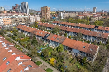 Prodej domu 120 m², Praha 10 - Strašnice