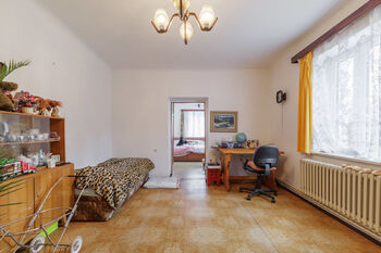 Spodní patro - 3. pokoj - Prodej domu 323 m², Dolní Břežany