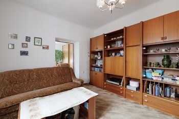 Spodní patro - 1. pokoj - Prodej domu 323 m², Dolní Břežany