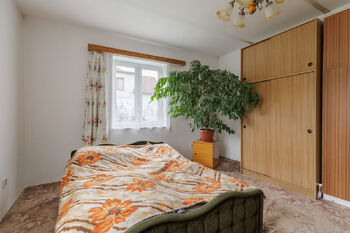 Spodní patro - 4. pokoj - Prodej domu 323 m², Dolní Břežany