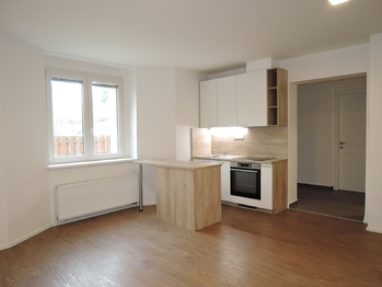 Pronájem bytu 2+kk v osobním vlastnictví 38 m², Praha 5 - Smíchov