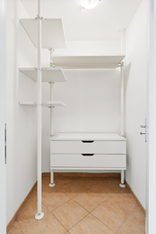 Prodej bytu 2+kk v osobním vlastnictví 93 m², Praha 5 - Stodůlky