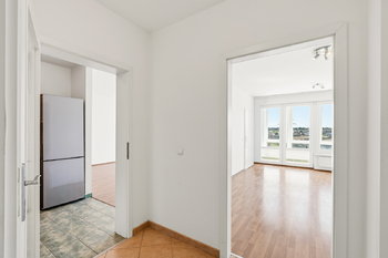 Prodej bytu 2+kk v osobním vlastnictví 93 m², Praha 5 - Stodůlky