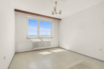 ložnice 2 - Prodej bytu 4+1 v osobním vlastnictví 85 m², Slaný