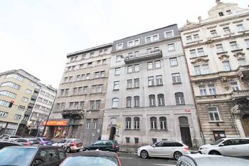 Prodej bytu 3+1 v osobním vlastnictví 155 m², Praha 2 - Nové Město