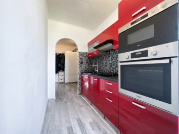 Prodej bytu 2+1 v osobním vlastnictví 70 m², Praha 4 - Kamýk