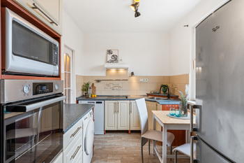 Kuchyň - Prodej bytu 2+1 v osobním vlastnictví 49 m², Kamenný Most