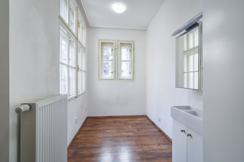 Prodej bytu 4+kk v osobním vlastnictví 66 m², Praha 4 - Nusle