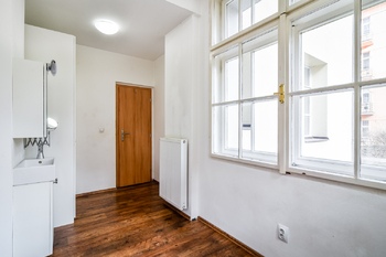 Prodej bytu 4+kk v osobním vlastnictví 66 m², Praha 4 - Nusle