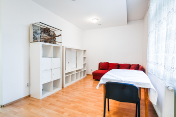 Prodej bytu 4+kk v osobním vlastnictví 66 m², Praha 4 - Nusle