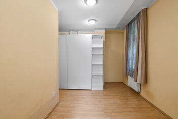Prodej bytu 4+kk v osobním vlastnictví 66 m², Praha 4 - Nusle