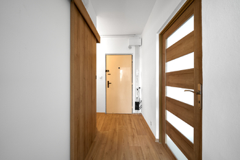 Prodej bytu 1+1 v osobním vlastnictví 38 m², Hradec Králové