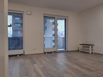 Pronájem bytu 1+kk v osobním vlastnictví 49 m², Praha 4 - Modřany