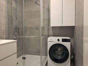 Pronájem bytu 1+kk v osobním vlastnictví 49 m², Praha 4 - Modřany