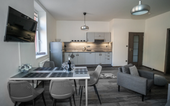 Prodej nájemního domu 715 m², Trutnov