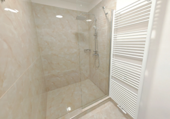 Prodej nájemního domu 715 m², Trutnov