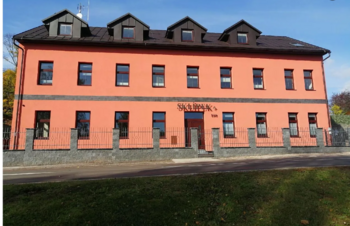 Prodej nájemního domu 715 m², Trutnov