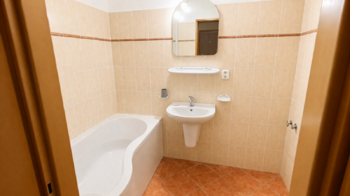 Pronájem bytu 3+1 v osobním vlastnictví 74 m², Brno