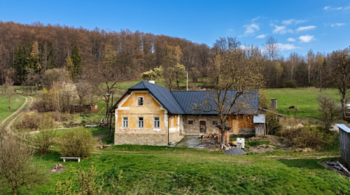 Prodej pozemku 285345 m², Vsetín