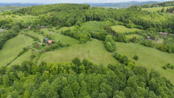 Prodej pozemku 285345 m², Vsetín