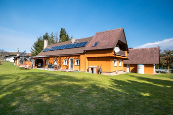 Prodej domu 288 m², Verušičky