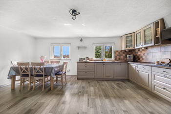 Prodej domu 288 m², Verušičky