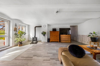 Prodej domu 288 m², Verušičky