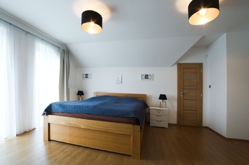 Ložnice - Prodej domu 177 m², Kostelní Hlavno