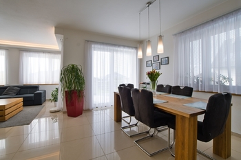 Jídelní kout - Prodej domu 177 m², Kostelní Hlavno