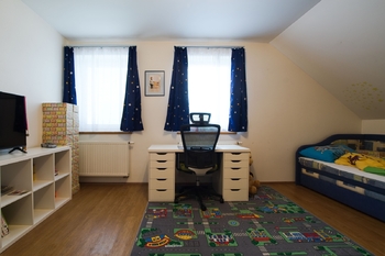 Pokoj - Prodej domu 177 m², Kostelní Hlavno