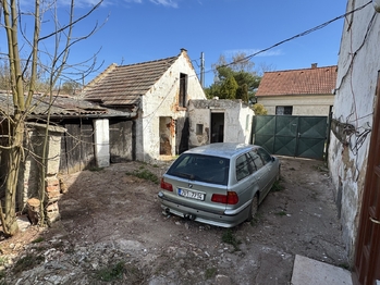 dvůr - Prodej domu 62 m², Dřínov