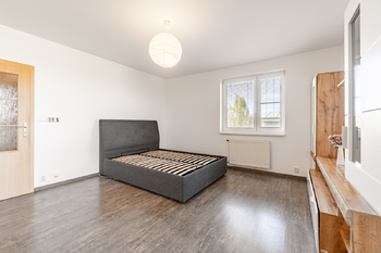 Pronájem bytu 2+kk v osobním vlastnictví 55 m², Šestajovice