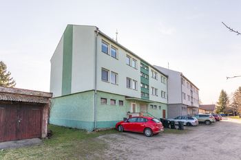 Prodej nájemního domu 386 m², Úhonice