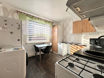 Prodej bytu 3+1 v družstevním vlastnictví 68 m², Jirkov