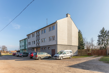 Prodej nájemního domu 386 m², Úhonice