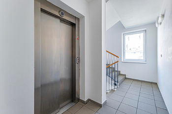 Pronájem bytu 3+1 v osobním vlastnictví 63 m², Praha 4 - Chodov