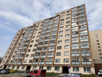 Prodej bytu 3+1 v osobním vlastnictví 72 m², Jince