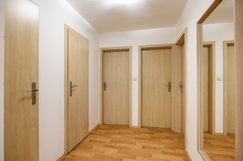 Předsíň - Pronájem bytu 4+kk v osobním vlastnictví 75 m², Praha 8 - Libeň