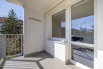 Lodžie - Pronájem bytu 4+kk v osobním vlastnictví 75 m², Praha 8 - Libeň