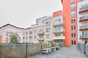 Pronájem bytu 1+kk v osobním vlastnictví 29 m², Praha 10 - Záběhlice