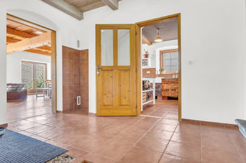 Prodej domu 330 m², Kamenice