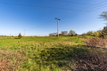 Prodej pozemku 2452 m², Dolní Břežany