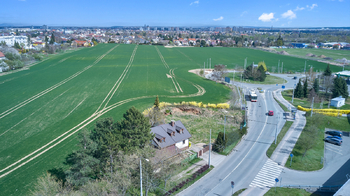 Prodej pozemku 550 m², Hradec Králové