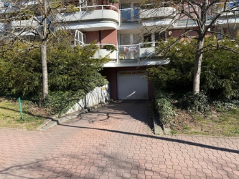 Pronájem garážového stání, Praha 5 - Jinonice